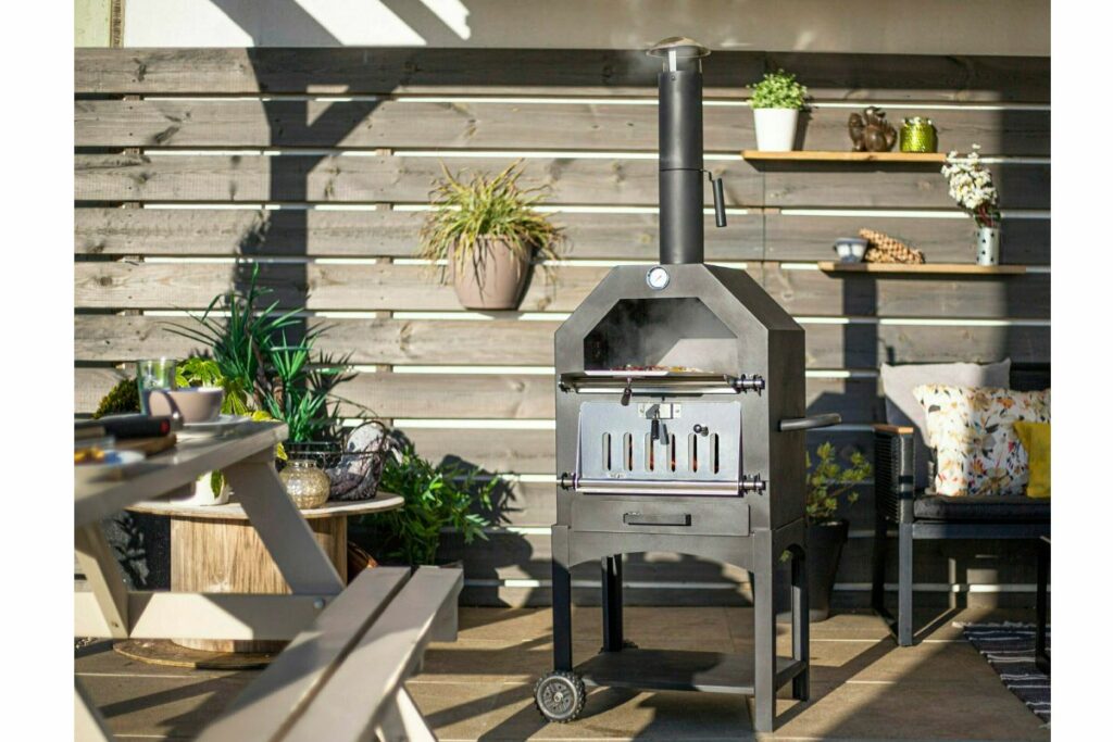 Pizza oven at Hilltop Garden Centre Clacton